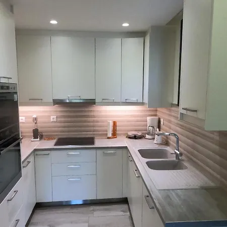 65 Sqm Modern House With 600 Sqm Garden For 4 Guests * Dhrosiá