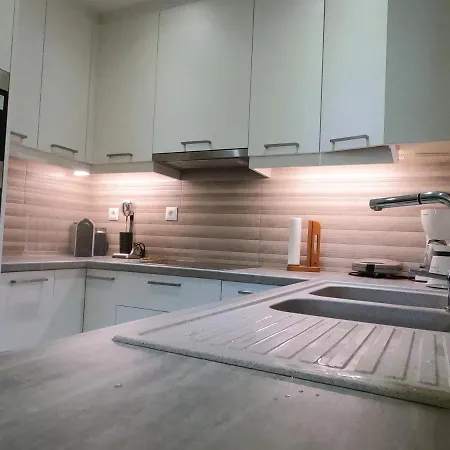 Apartmán 65 Sqm Modern House With 600 Sqm Garden For 4 Guests *